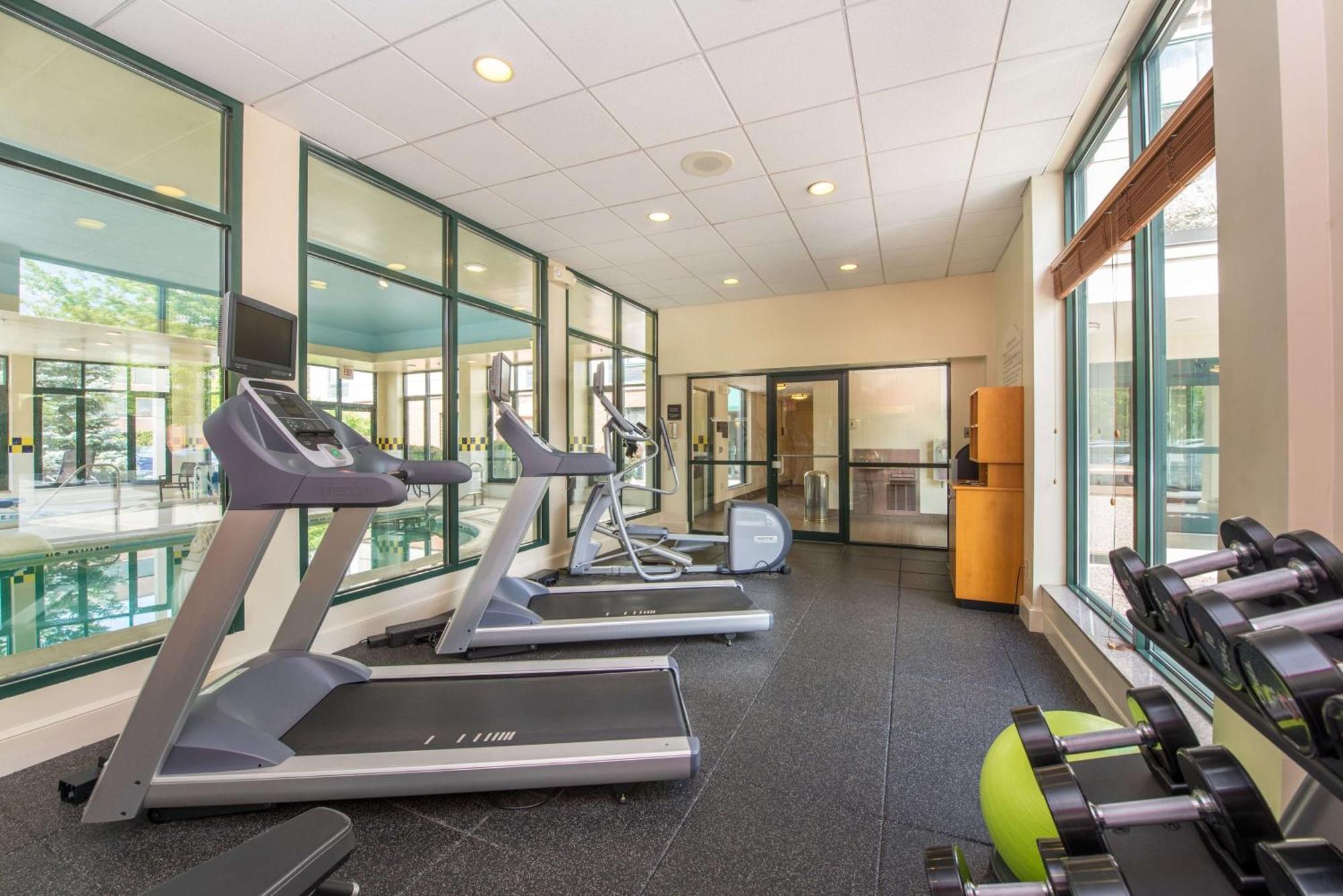 Hilton Garden Inn Fishkill Ngoại thất bức ảnh