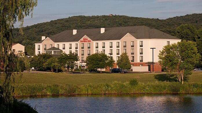 Hilton Garden Inn Fishkill Ngoại thất bức ảnh